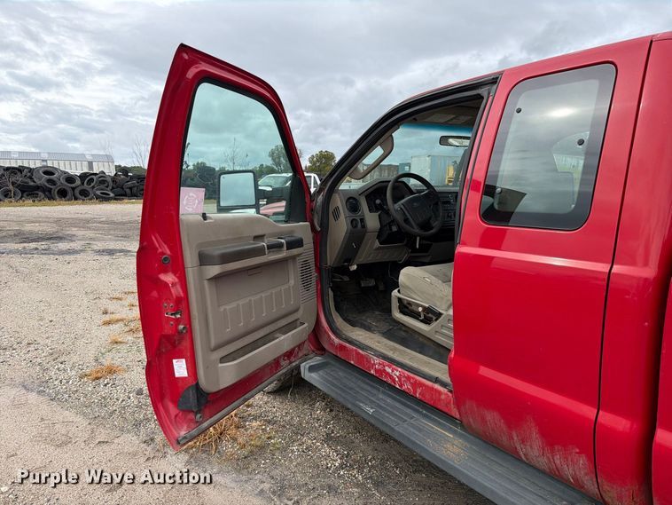 image for item DZ4783 2009 Ford F350 Super Duty XL Ext. Cab pickup truck