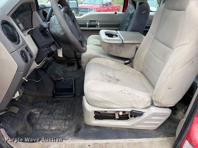 image for item DZ4783 2009 Ford F350 Super Duty XL Ext. Cab pickup truck