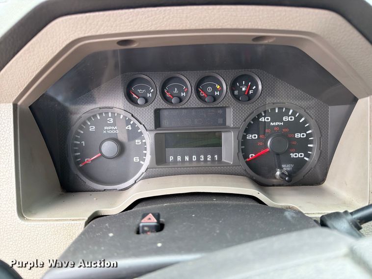 image for item DZ4783 2009 Ford F350 Super Duty XL Ext. Cab pickup truck