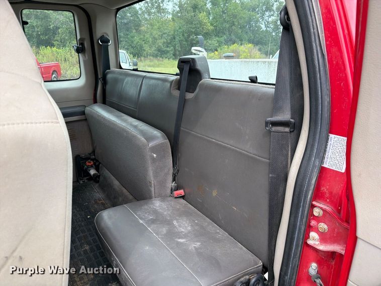 image for item DZ4783 2009 Ford F350 Super Duty XL Ext. Cab pickup truck