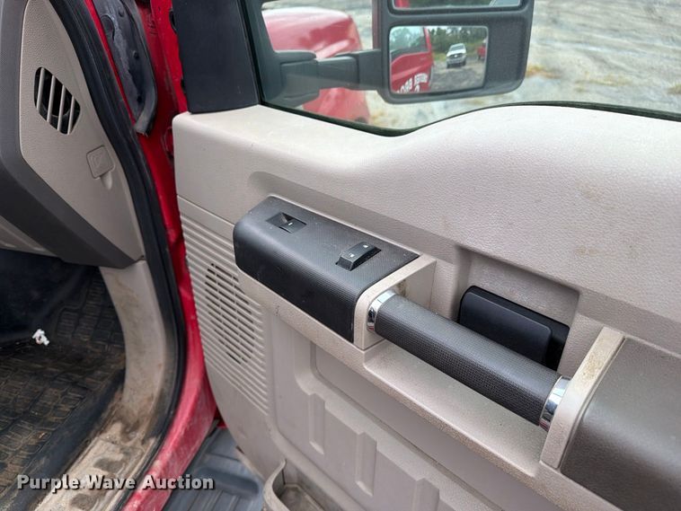 image for item DZ4783 2009 Ford F350 Super Duty XL Ext. Cab pickup truck