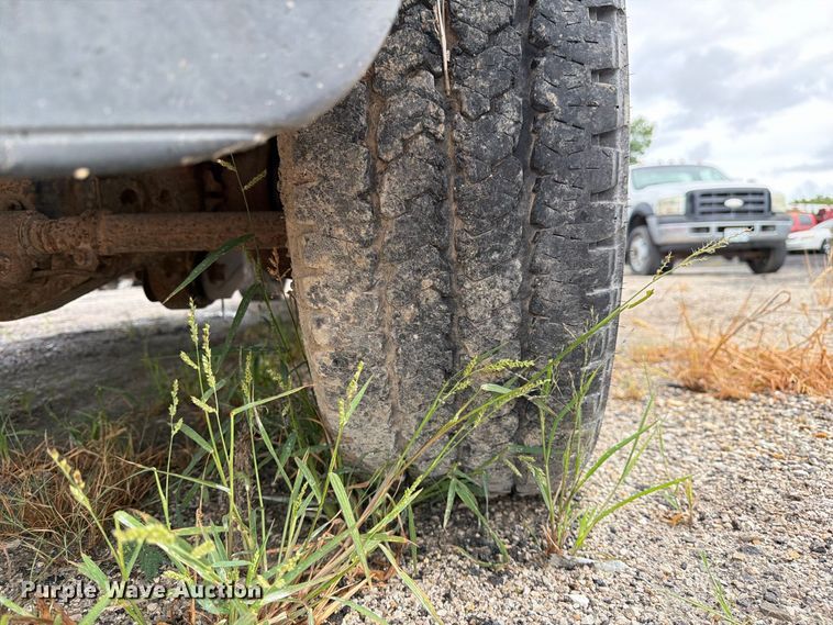 image for item DZ4783 2009 Ford F350 Super Duty XL Ext. Cab pickup truck