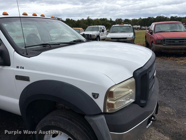 image for item DZ4784 2007 Ford F450 Super Duty XL utility / service truck