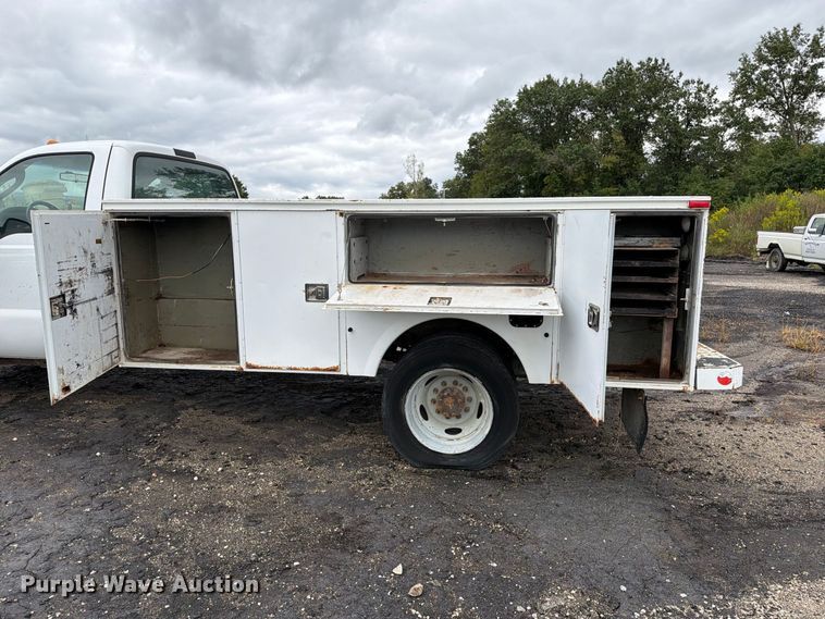 image for item DZ4784 2007 Ford F450 Super Duty XL utility / service truck