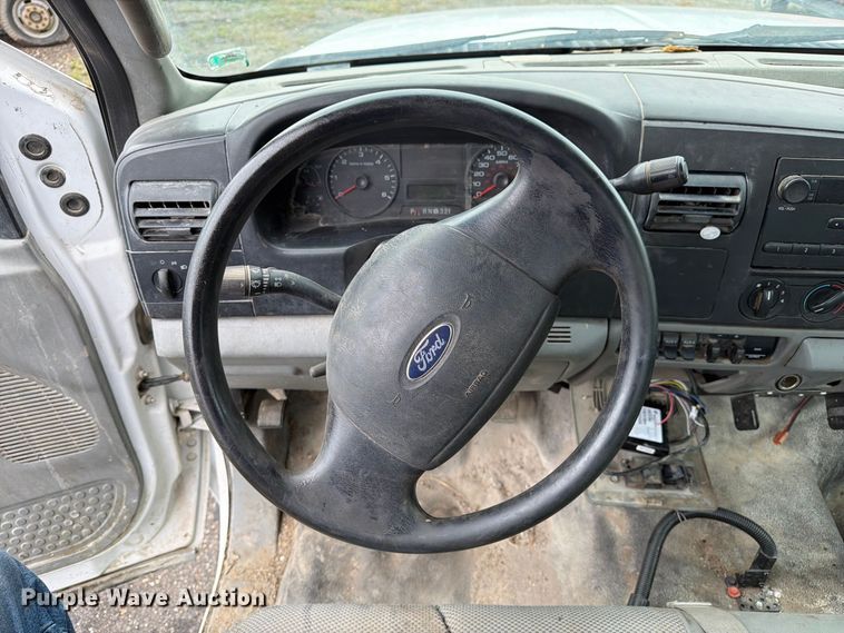 image for item DZ4784 2007 Ford F450 Super Duty XL utility / service truck