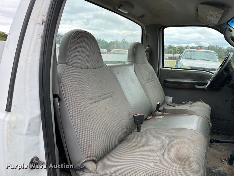 image for item DZ4784 2007 Ford F450 Super Duty XL utility / service truck