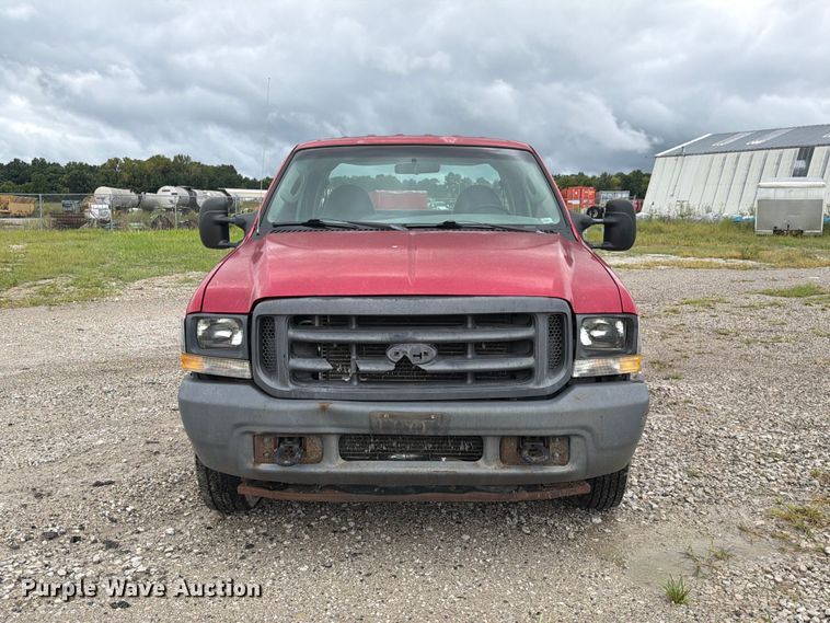 image for item DZ4786 2004 Ford F250 Super Duty Crew Cab pickup truck