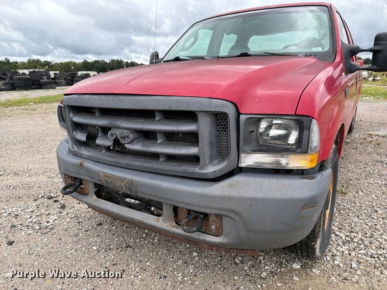 image for item DZ4786 2004 Ford F250 Super Duty Crew Cab pickup truck
