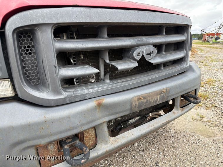 image for item DZ4786 2004 Ford F250 Super Duty Crew Cab pickup truck