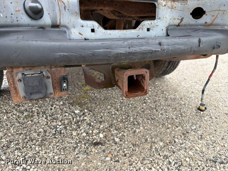 image for item DZ4786 2004 Ford F250 Super Duty Crew Cab pickup truck