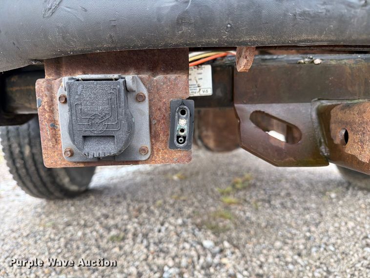 image for item DZ4786 2004 Ford F250 Super Duty Crew Cab pickup truck