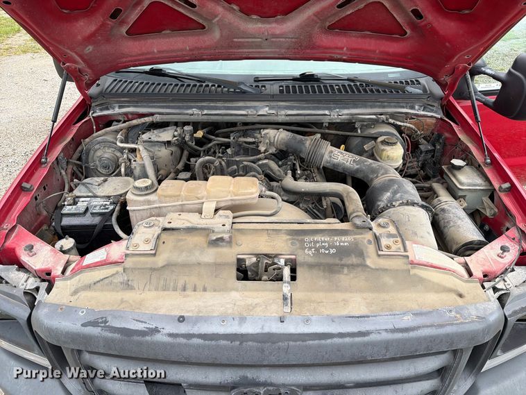 image for item DZ4786 2004 Ford F250 Super Duty Crew Cab pickup truck