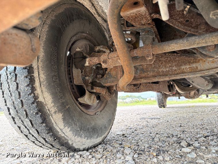 image for item DZ4786 2004 Ford F250 Super Duty Crew Cab pickup truck