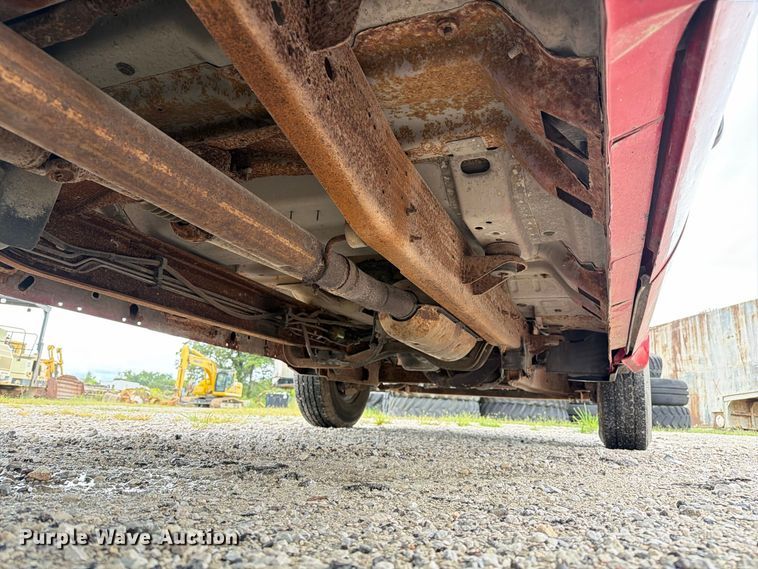 image for item DZ4786 2004 Ford F250 Super Duty Crew Cab pickup truck