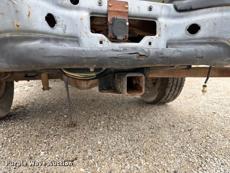 image for item DZ4787 2005 Ford F250 Super Duty XL Ext. Cab pickup truck