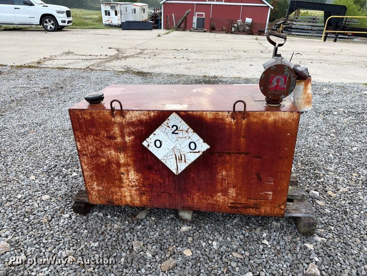 image for item DZ4794 Delta R-110 fuel tank