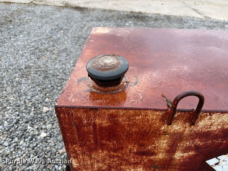 image for item DZ4794 Delta R-110 fuel tank
