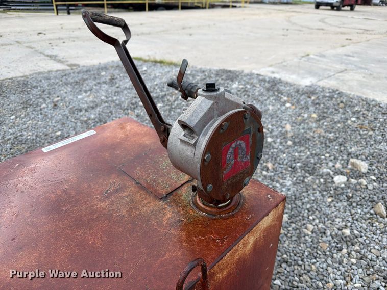 image for item DZ4794 Delta R-110 fuel tank