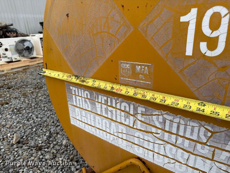 image for item DZ4795 Diesel fuel tank