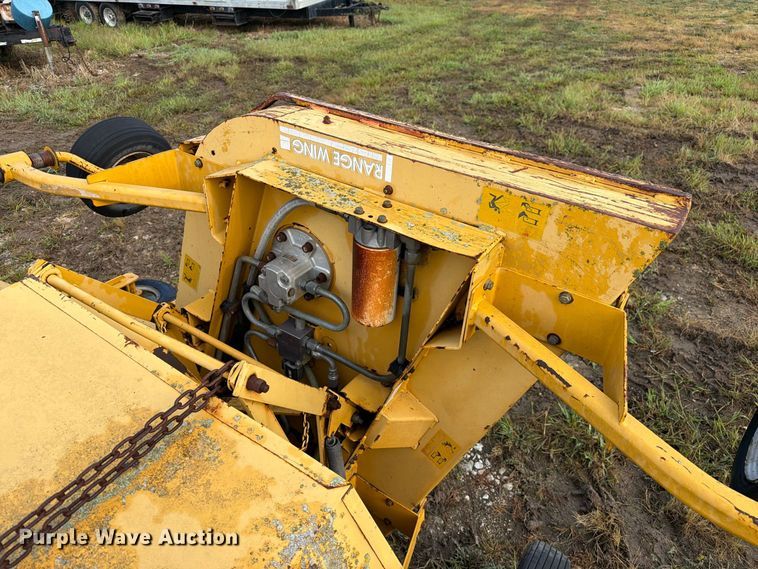 image for item DZ4797 2000 Hustler 4600 ZTR lawn mower