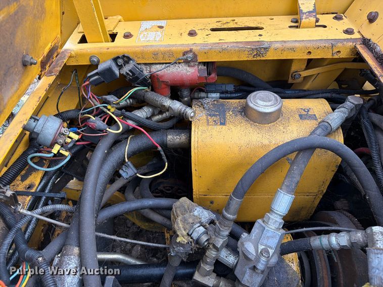 image for item DZ4797 2000 Hustler 4600 ZTR lawn mower
