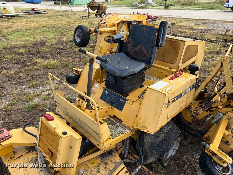 image for item DZ4797 2000 Hustler 4600 ZTR lawn mower