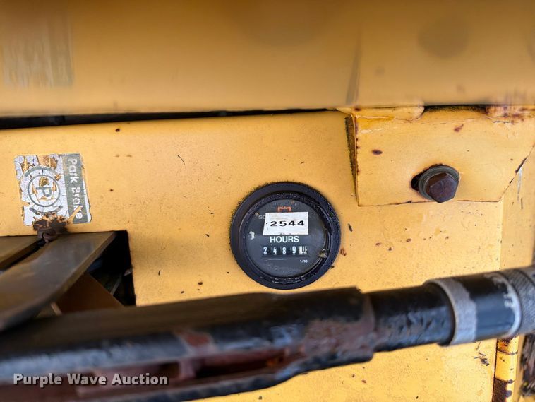 image for item DZ4797 2000 Hustler 4600 ZTR lawn mower