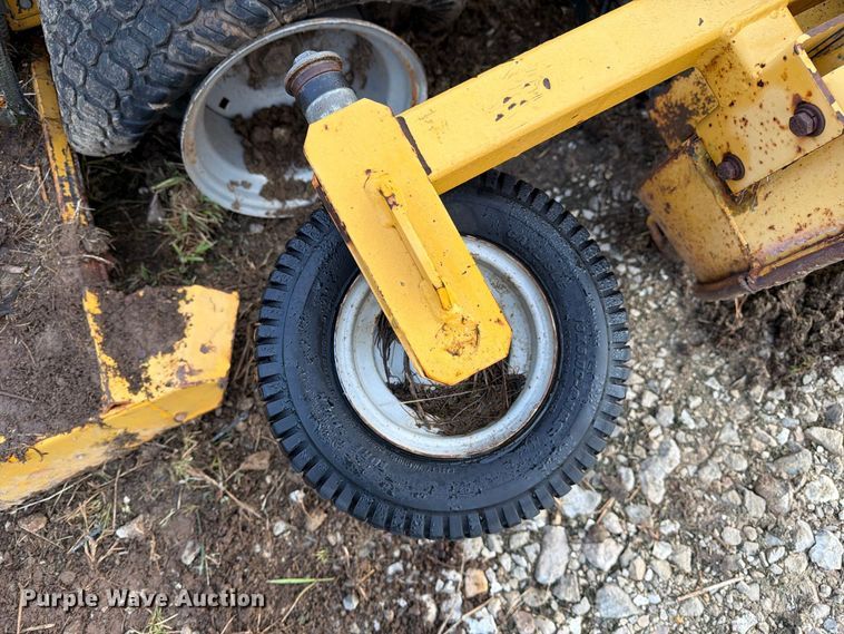 image for item DZ4797 2000 Hustler 4600 ZTR lawn mower