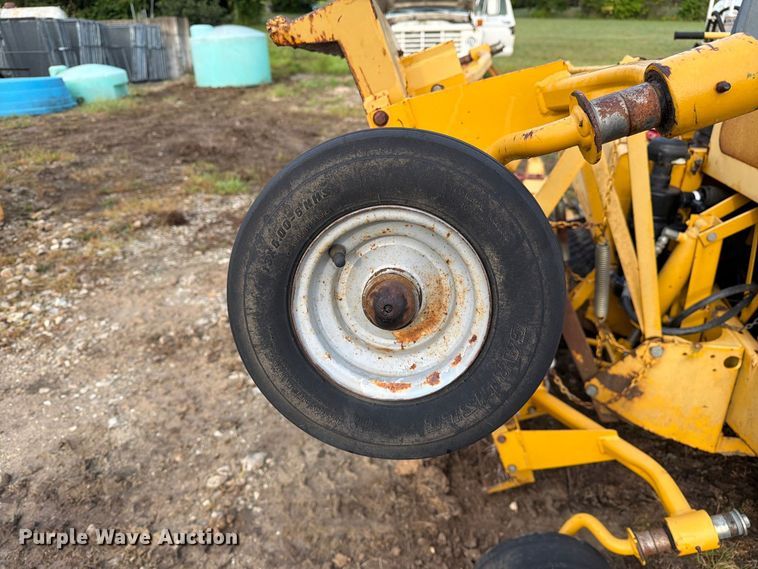 image for item DZ4797 2000 Hustler 4600 ZTR lawn mower