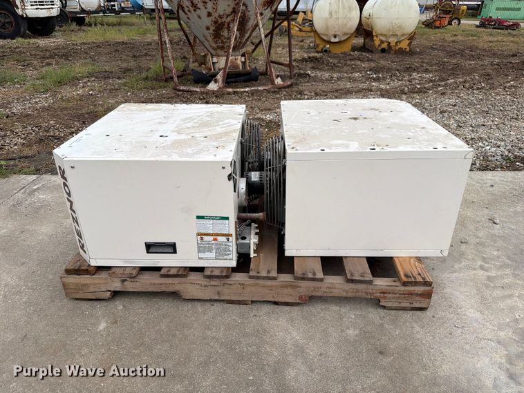 image for item DZ4799 (2) Reznor V3 TCore2 heaters