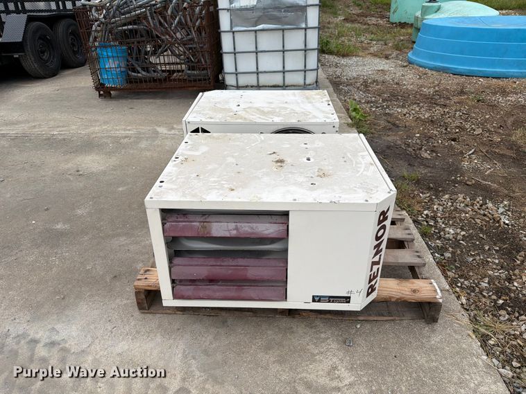 image for item DZ4799 (2) Reznor V3 TCore2 heaters