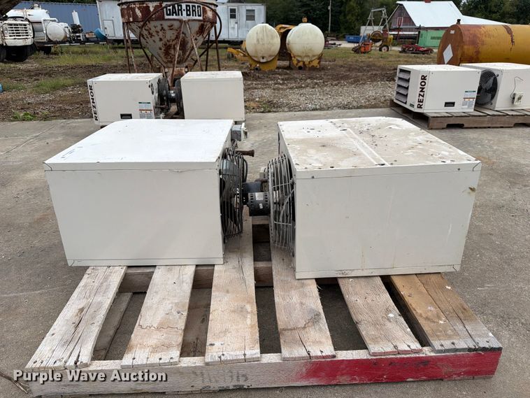 image for item DZ4800 (2) Reznor V3 TCore2 heaters