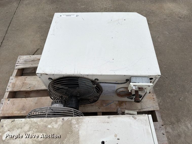 image for item DZ4800 (2) Reznor V3 TCore2 heaters