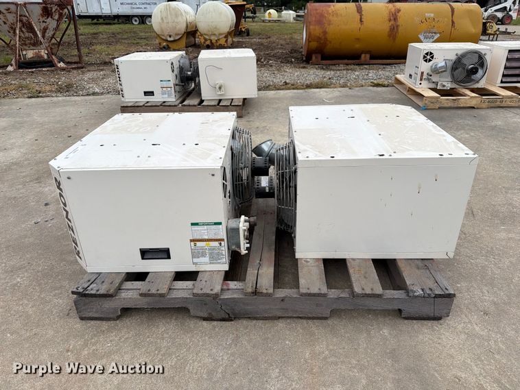 image for item DZ4801 (2) Reznor V3 TCore2 heaters