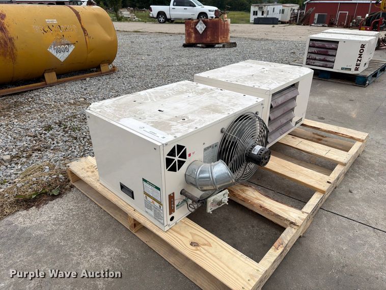 image for item DZ4803 (2) Reznor V3 TCore2 heaters