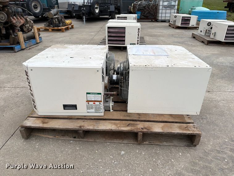 image for item DZ4804 (2) Reznor V3 TCore2 heaters