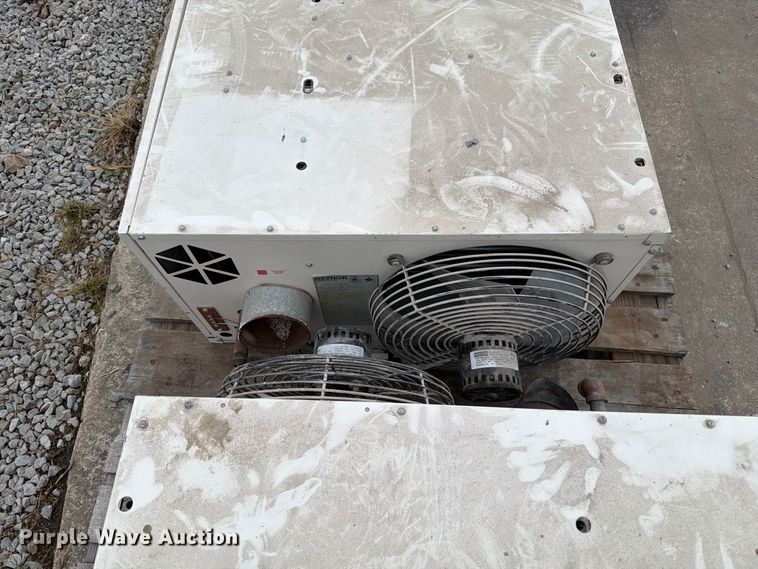 image for item DZ4805 (2) Reznor V3 TCore2 heaters