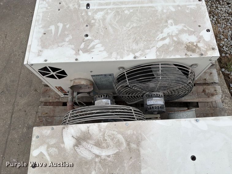 image for item DZ4805 (2) Reznor V3 TCore2 heaters