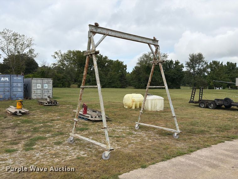 image for item DZ4807 Shop built A frame gantry