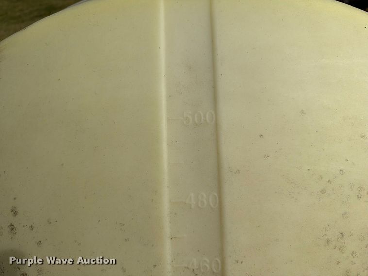 image for item DZ4811 (2) poly tanks