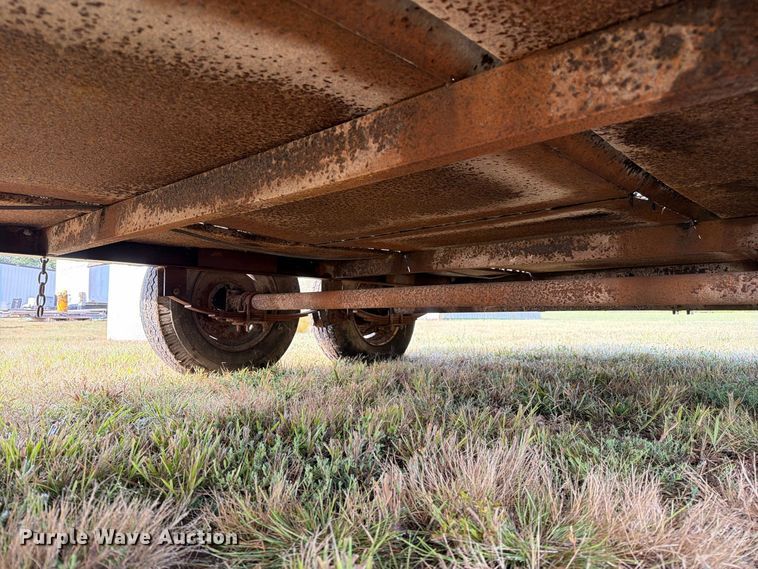 image for item DZ4812 1994 Doolittle equipment trailer