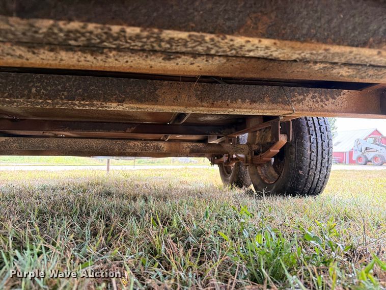 image for item DZ4812 1994 Doolittle equipment trailer