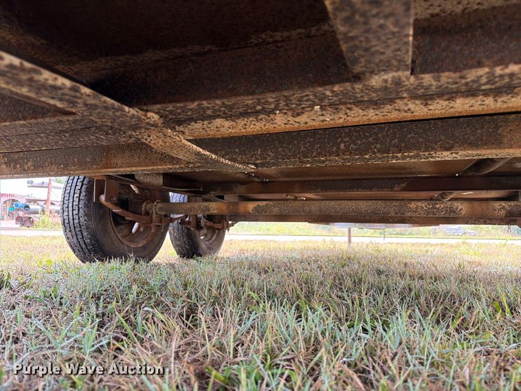 image for item DZ4812 1994 Doolittle equipment trailer