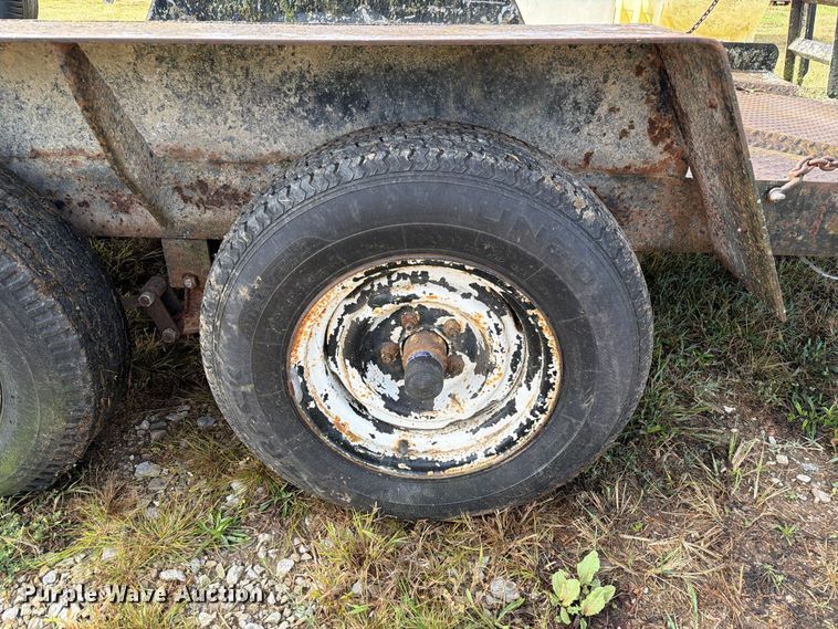 image for item DZ4812 1994 Doolittle equipment trailer