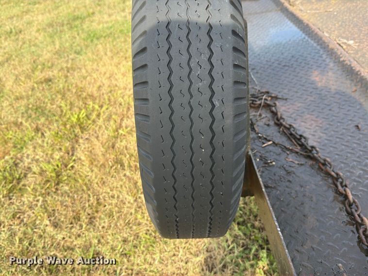 image for item DZ4812 1994 Doolittle equipment trailer