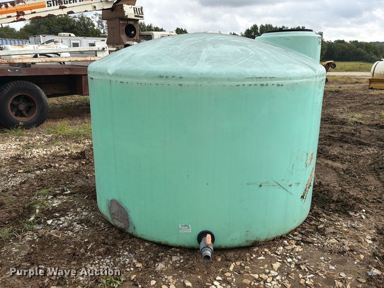 image for item DZ4813 Poly tank