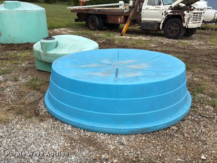 image for item DZ4814 Poly tank