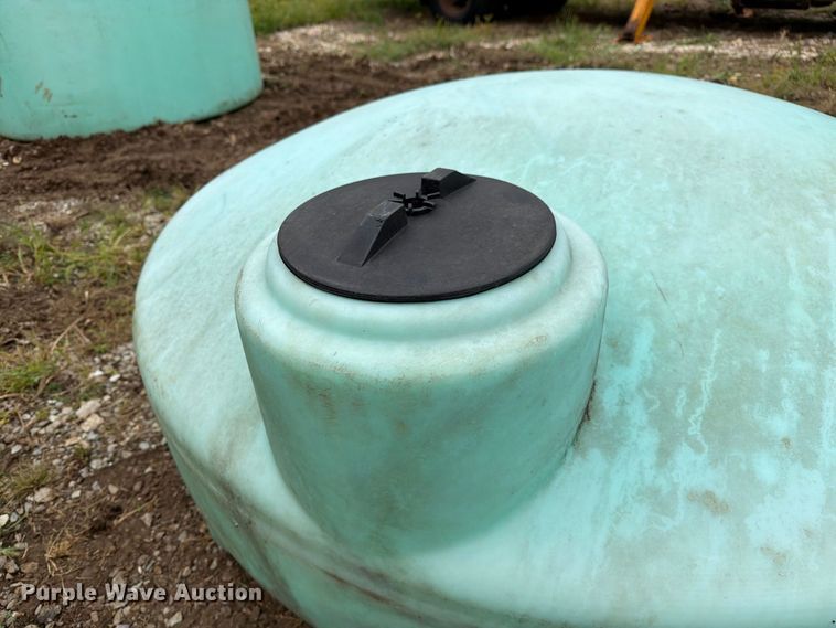 image for item DZ4814 Poly tank