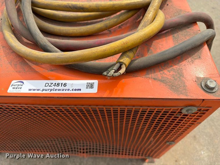 image for item DZ4816 C&D FR24HK900M battery charger