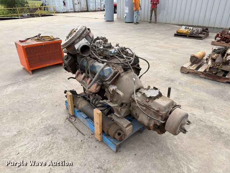 image for item DZ4817 Ford 429 engine